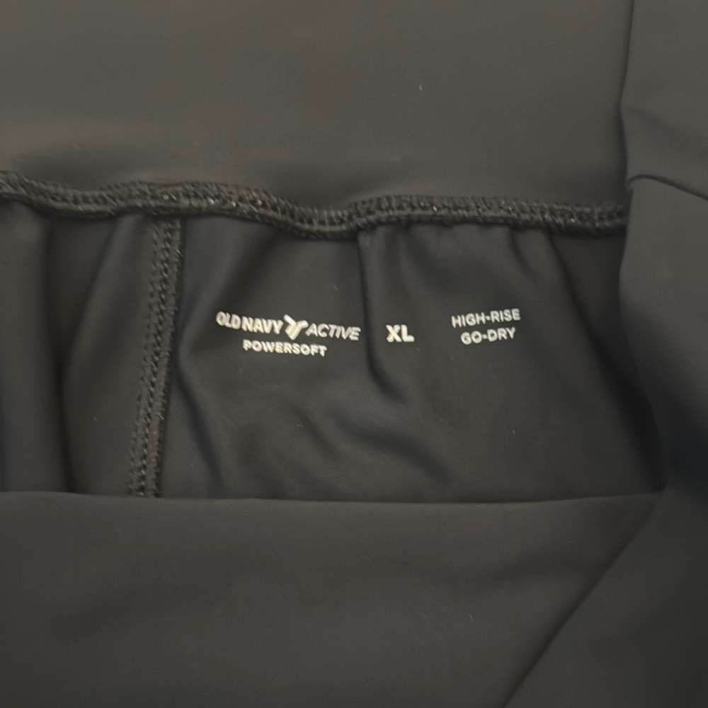 Old Navy Black High Waist Athletic Shorts - Picture 3 of 6